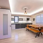 Alp Villa *